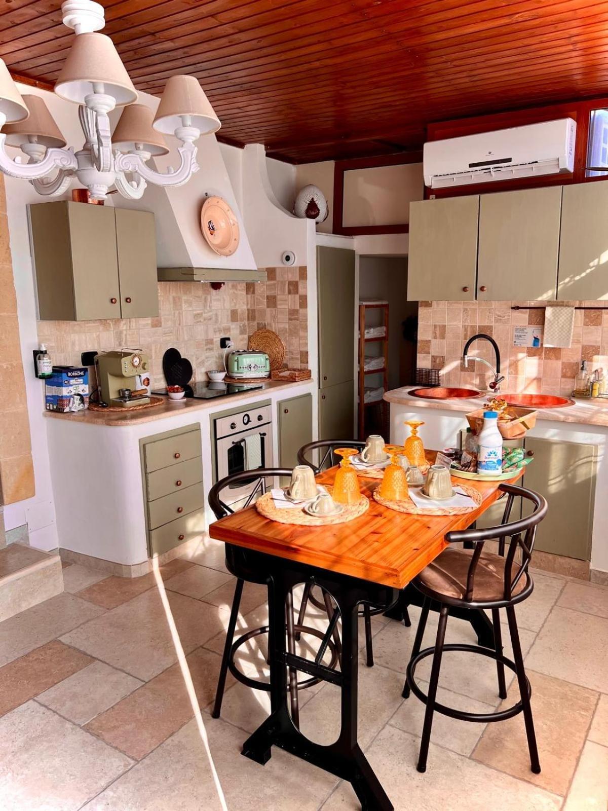 Le Dimore In Piazzetta Massafra Extérieur photo